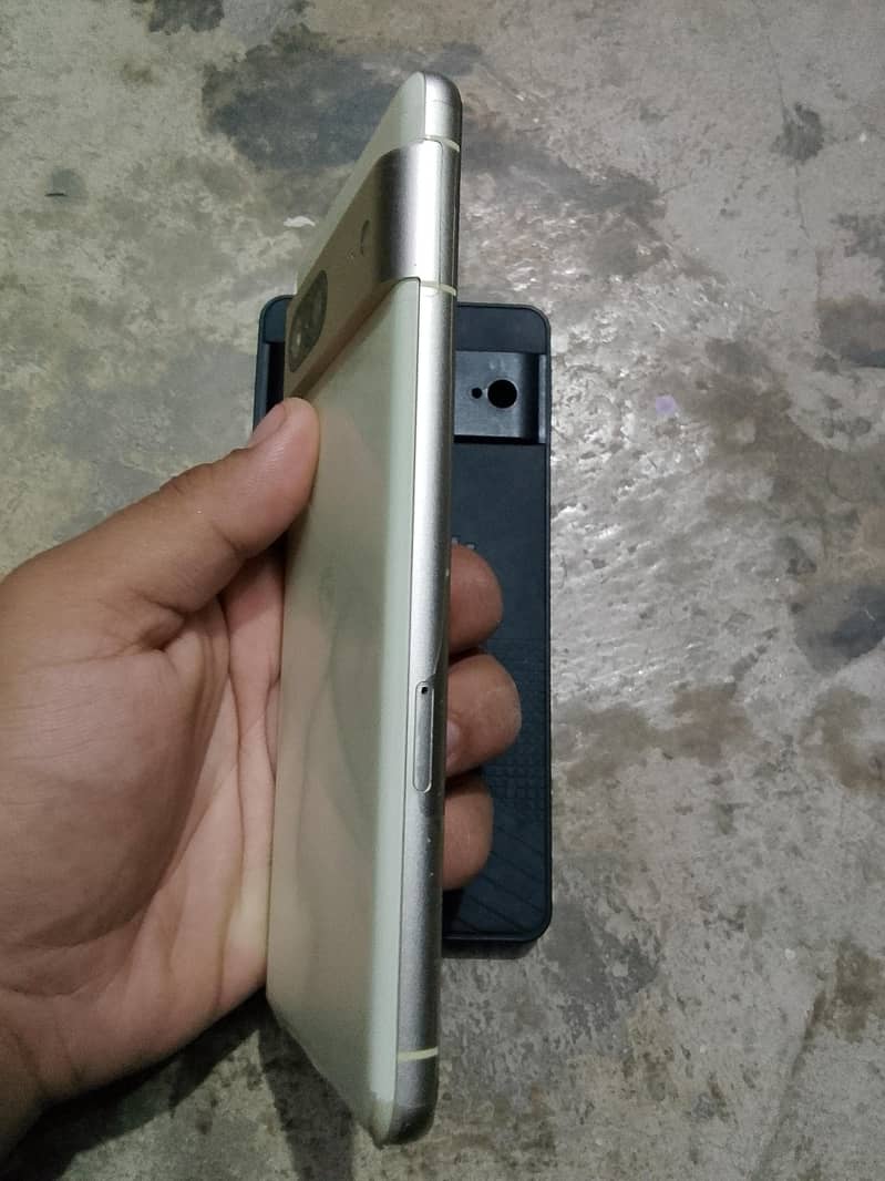 Google Pixel 7 2