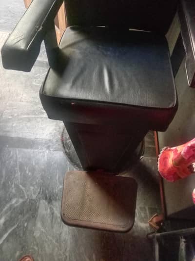 salon chair