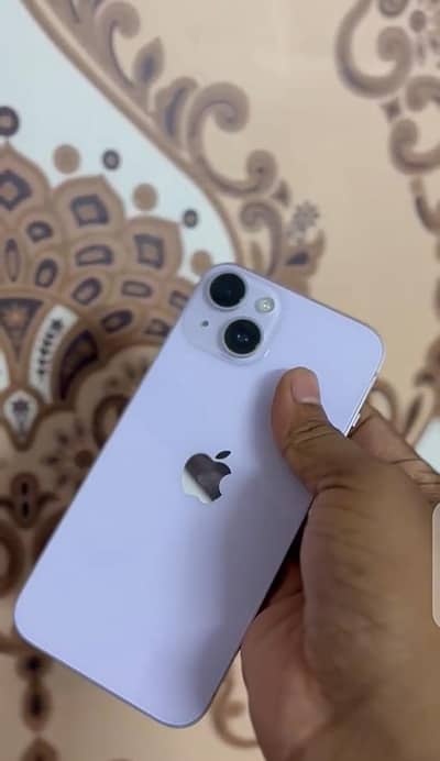 Apple iPhone 14