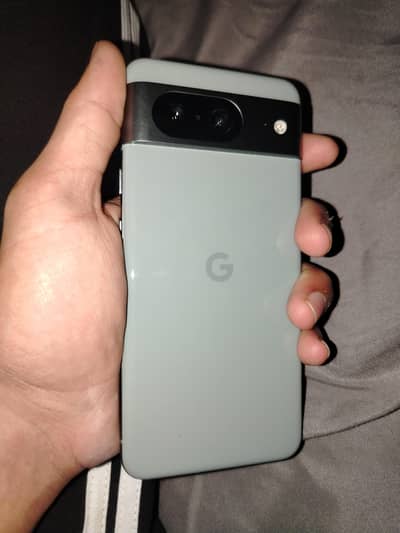 Google Pixel 8