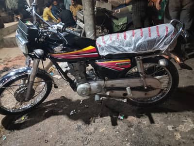 Honda cg125 (2010) Karachi no (Wiring % Engine % Body %)