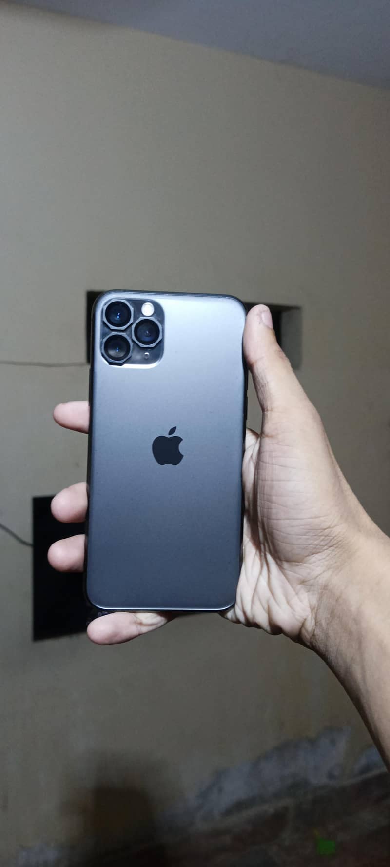 Apple iPhone 11 Pro 0