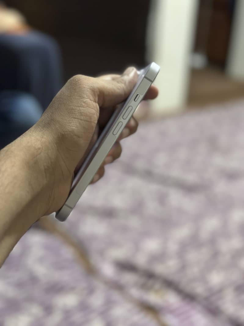 iPhone 14 0