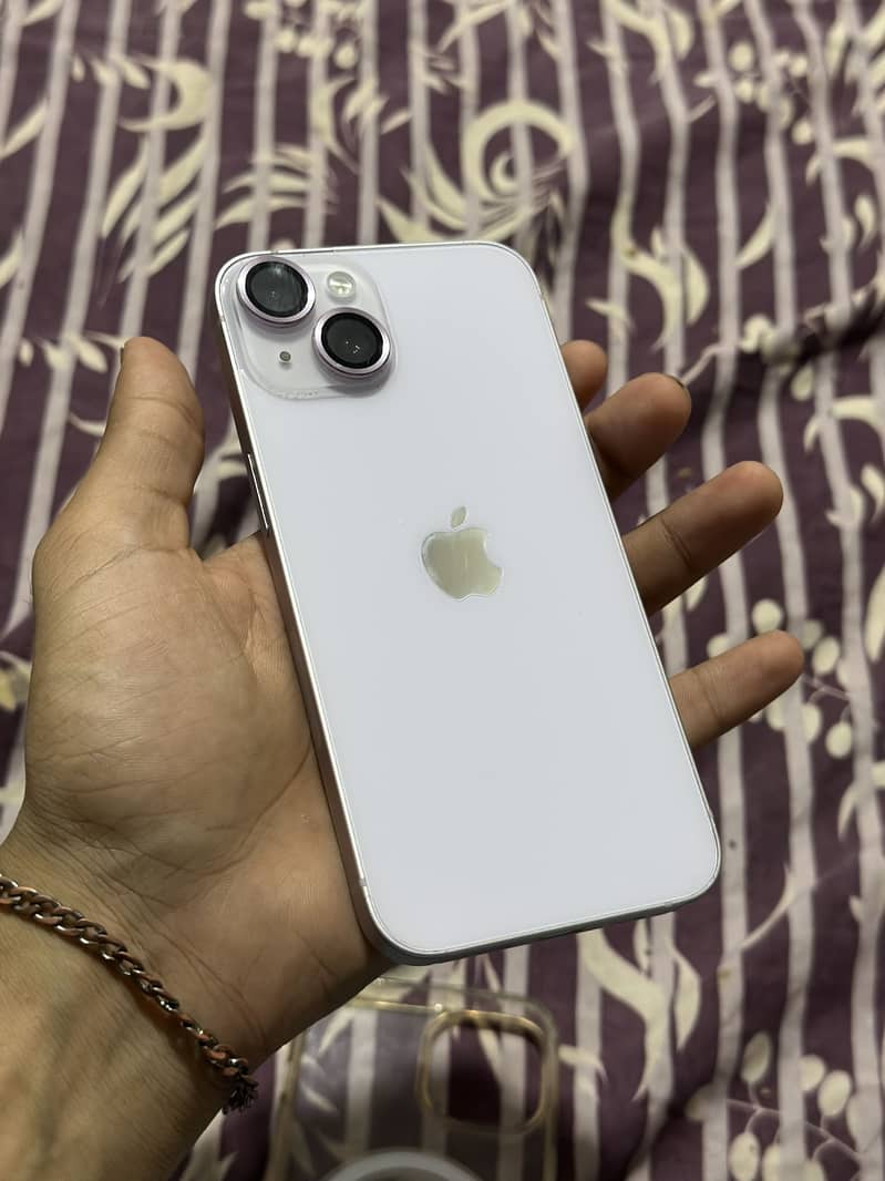 iPhone 14 2