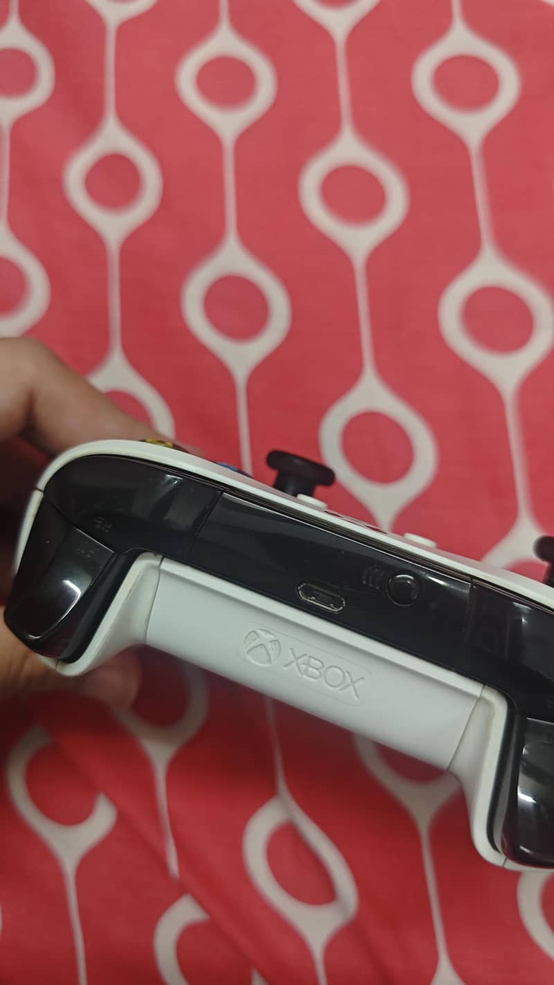 Xbox one controller 3