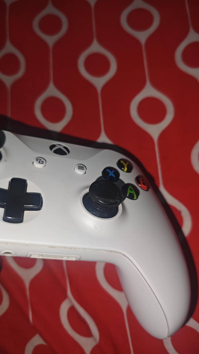 Xbox one controller 8