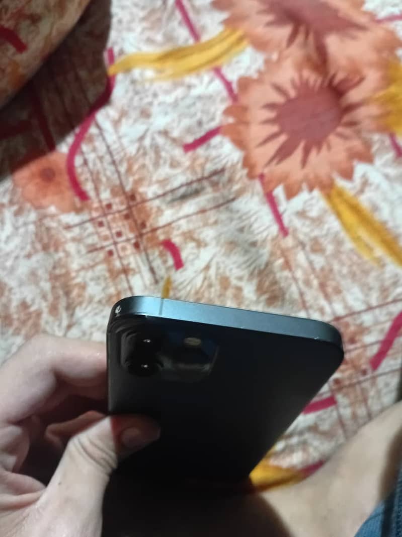 Apple iPhone 12 Pro 6