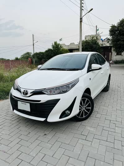 Toyota Yaris ATIV (10,500 KM Driven Only)