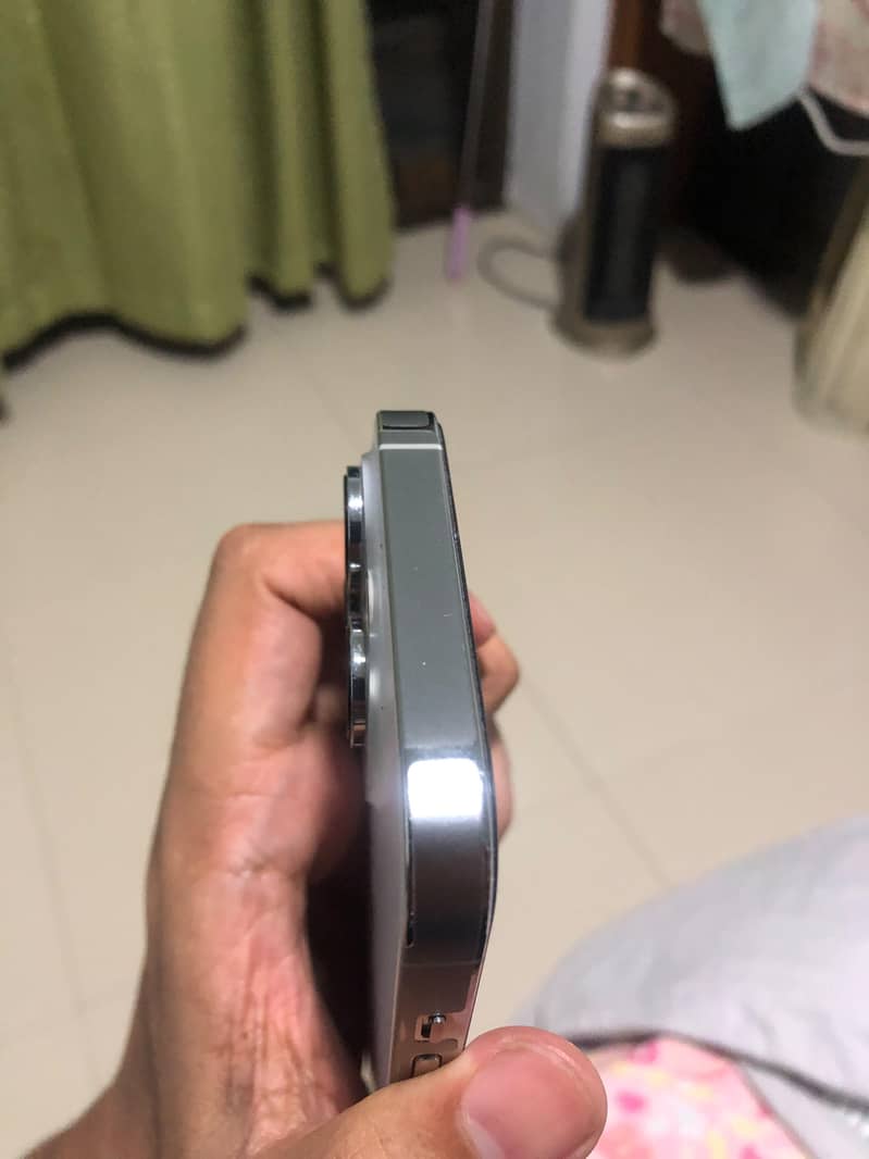 14 pro Pta 2