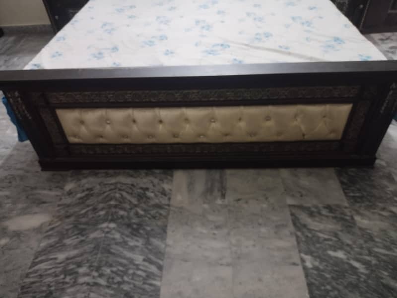 Poshish bed 0