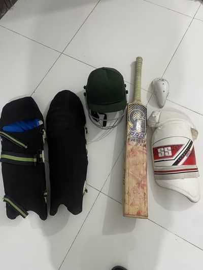 CA Everest 1.3 Cricket Kit + Masuri Helmet | Lightly Used