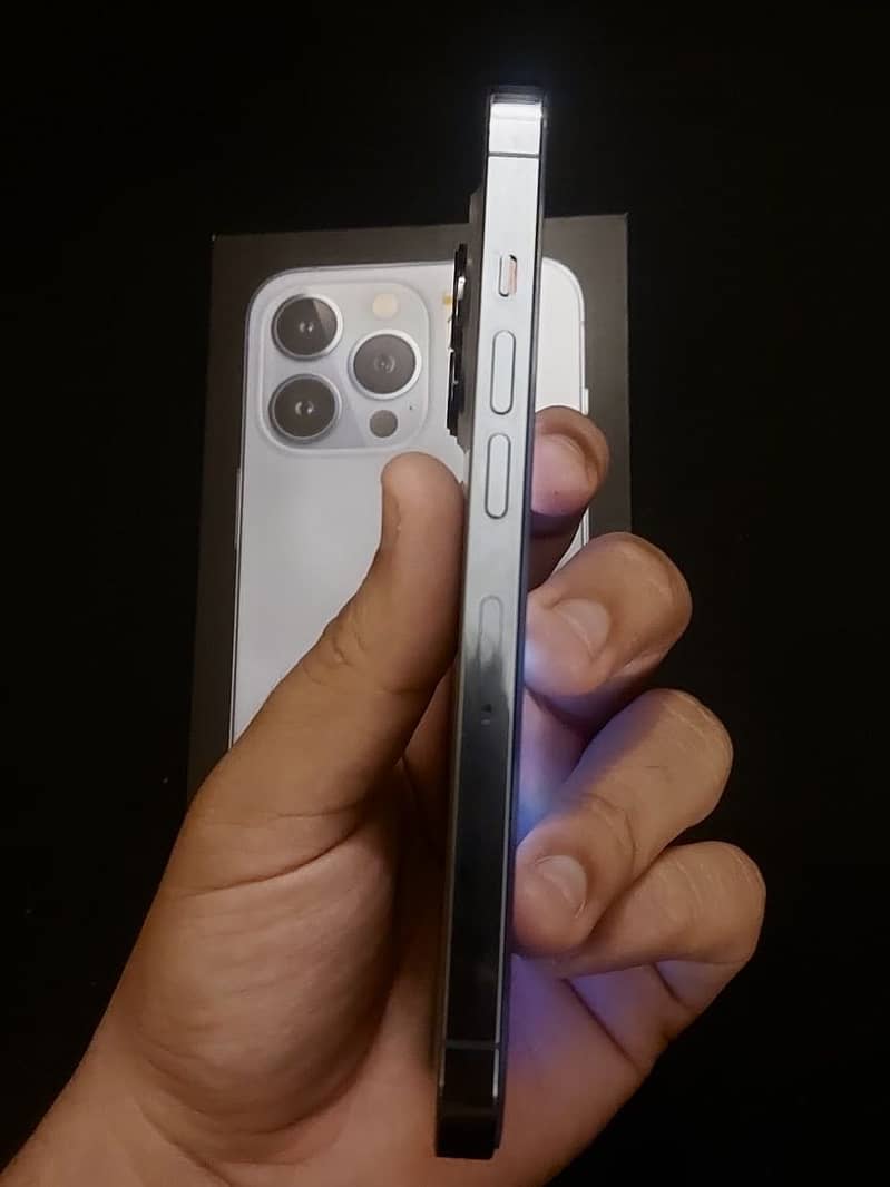 Apple iPhone 13 Pro 5