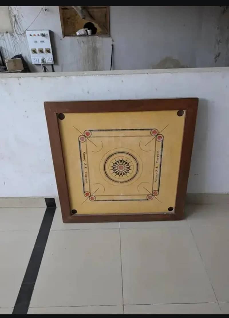 caroom board 0