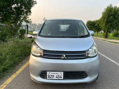 Mitsubishi Ek Wagon 2013