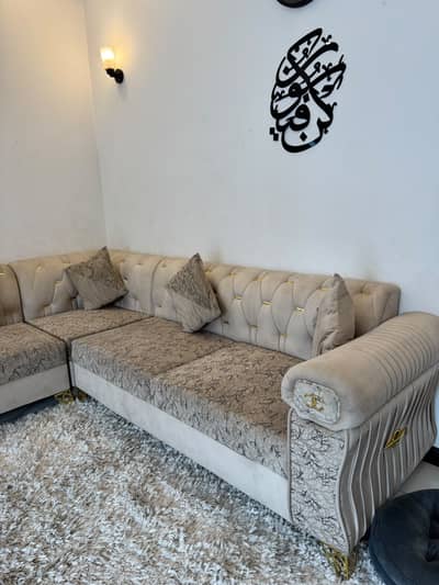 Unused new sofa set