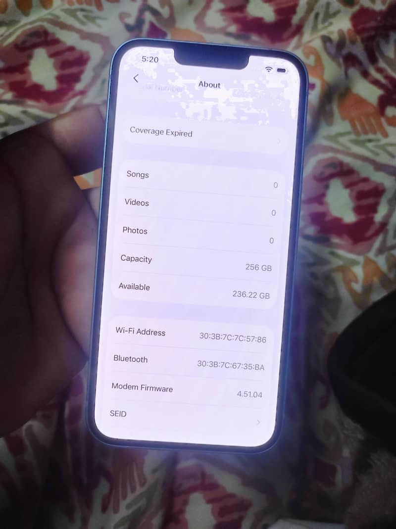 Apple iPhone 14 3