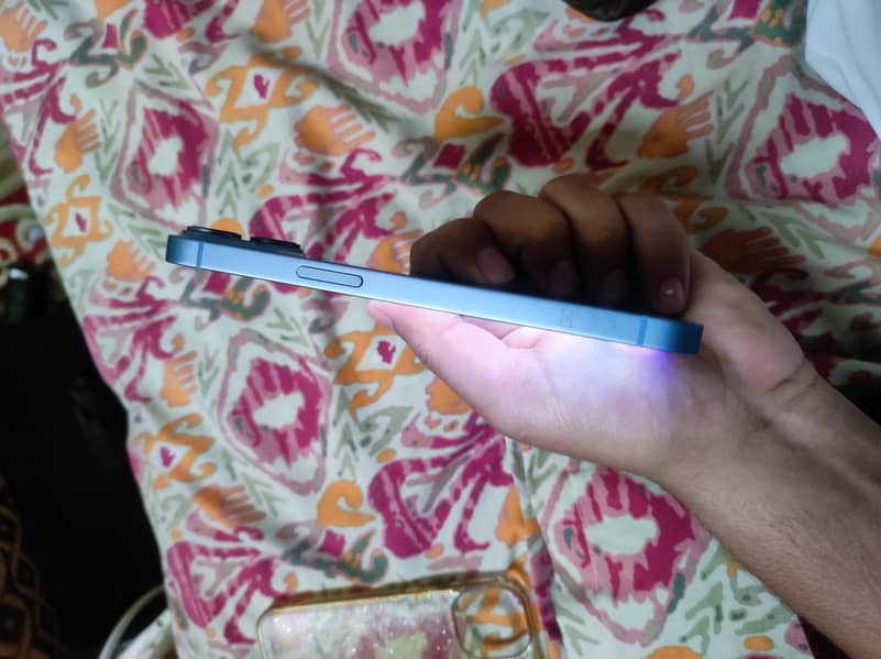 Apple iPhone 14 6