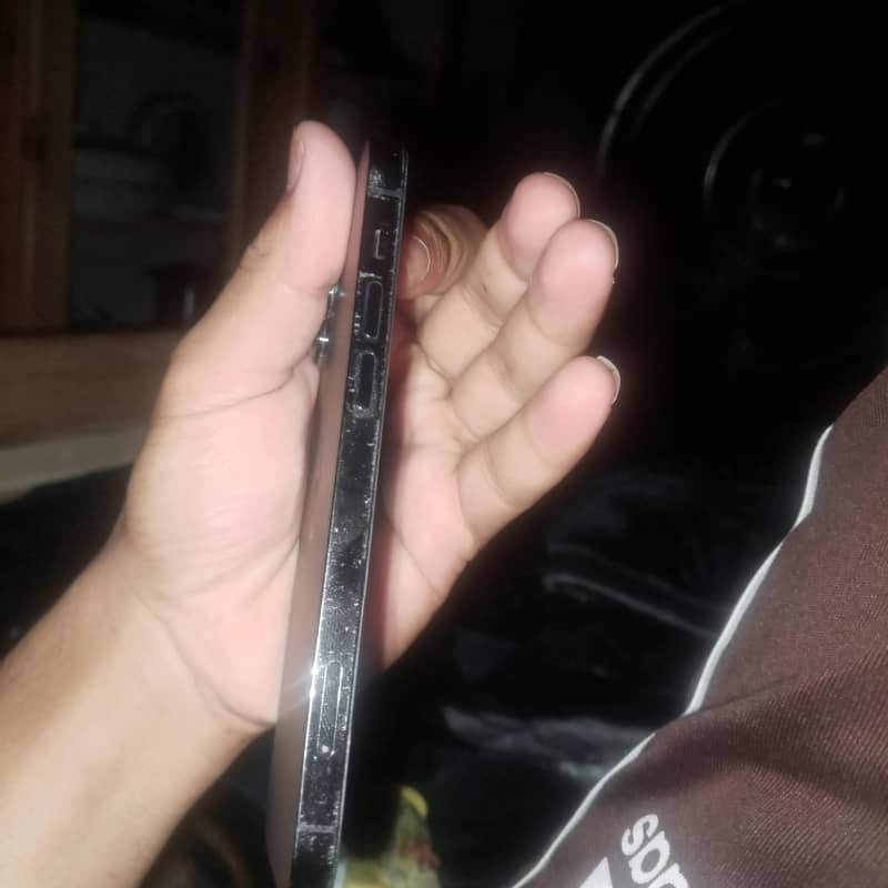 Apple iPhone 12 Pro 3