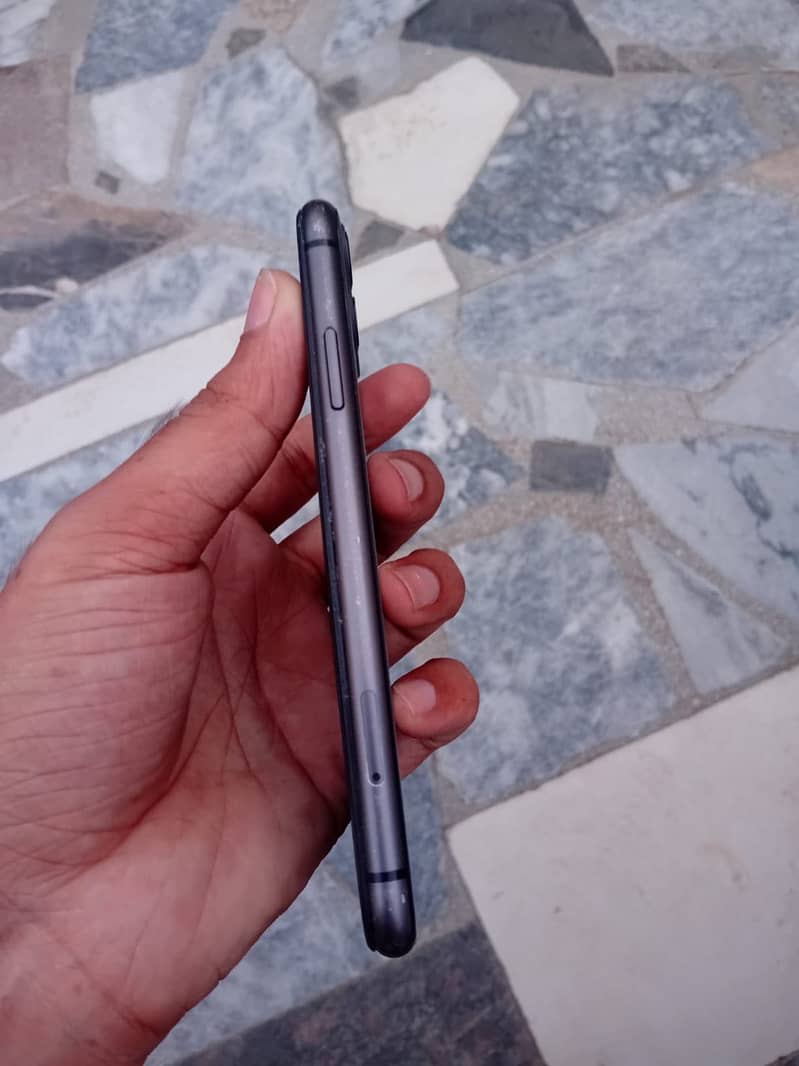 Apple iPhone 11 1