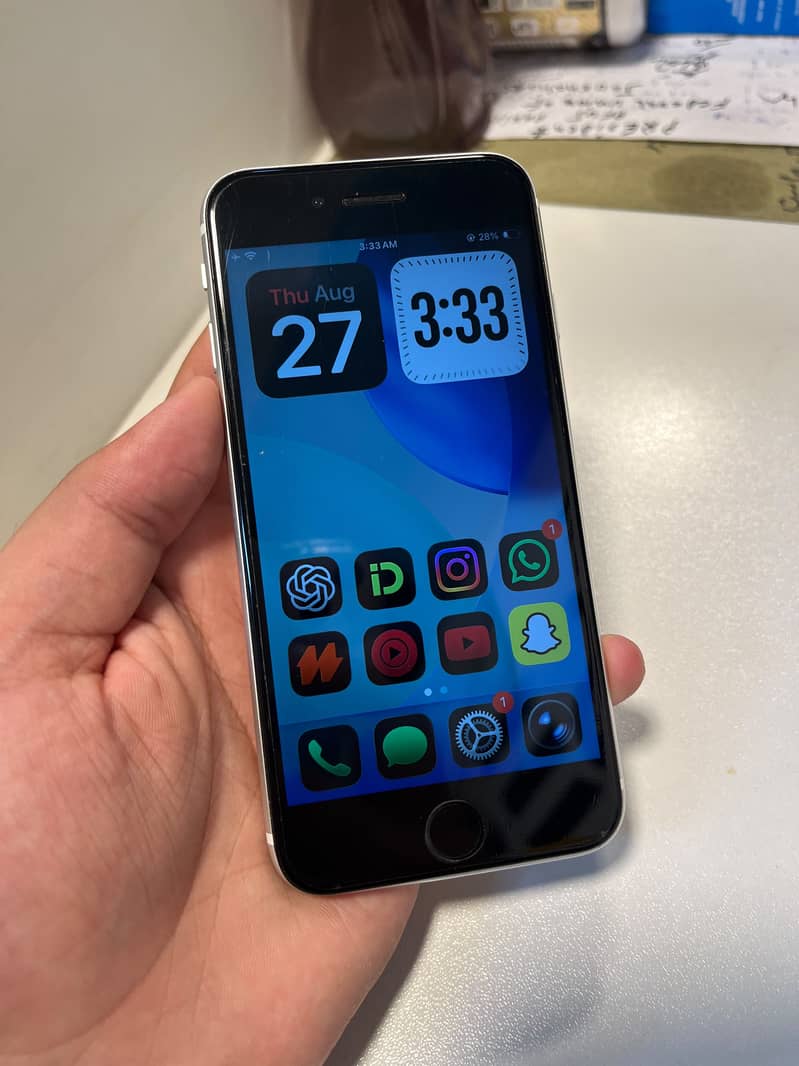 Apple iPhone SE 3