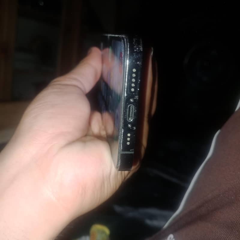 Apple iPhone 12 Pro 2