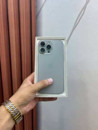 Apple iPhone 15 Pro Max