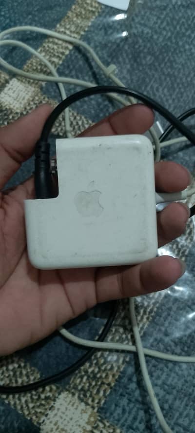 MacBook original charger