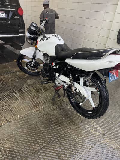 bike running ma achi hai