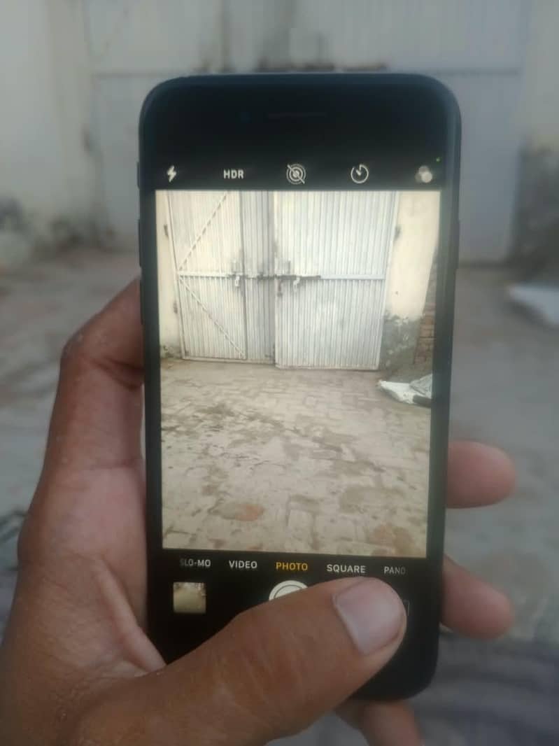 Apple iPhone 7 3