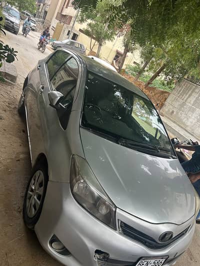 Toyota Vitz 2014