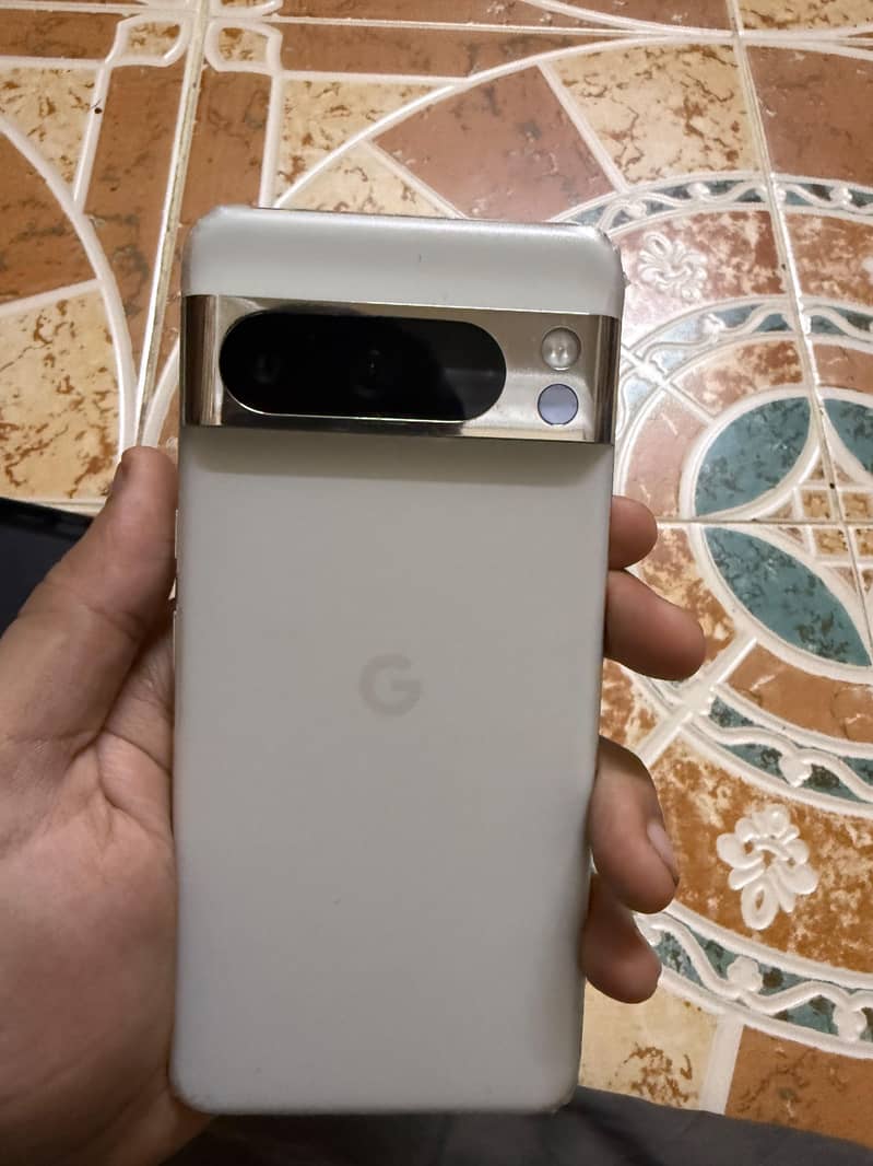 Google Pixel 8 Pro 1