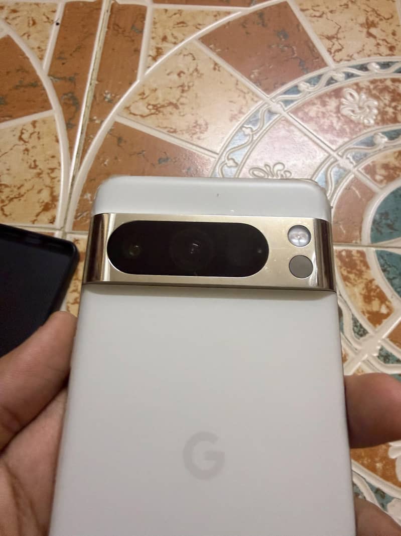 Google Pixel 8 Pro 3