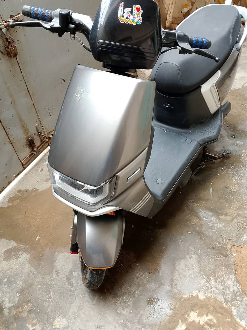 Revoo A12 4