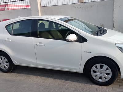 Toyota Aqua 2015