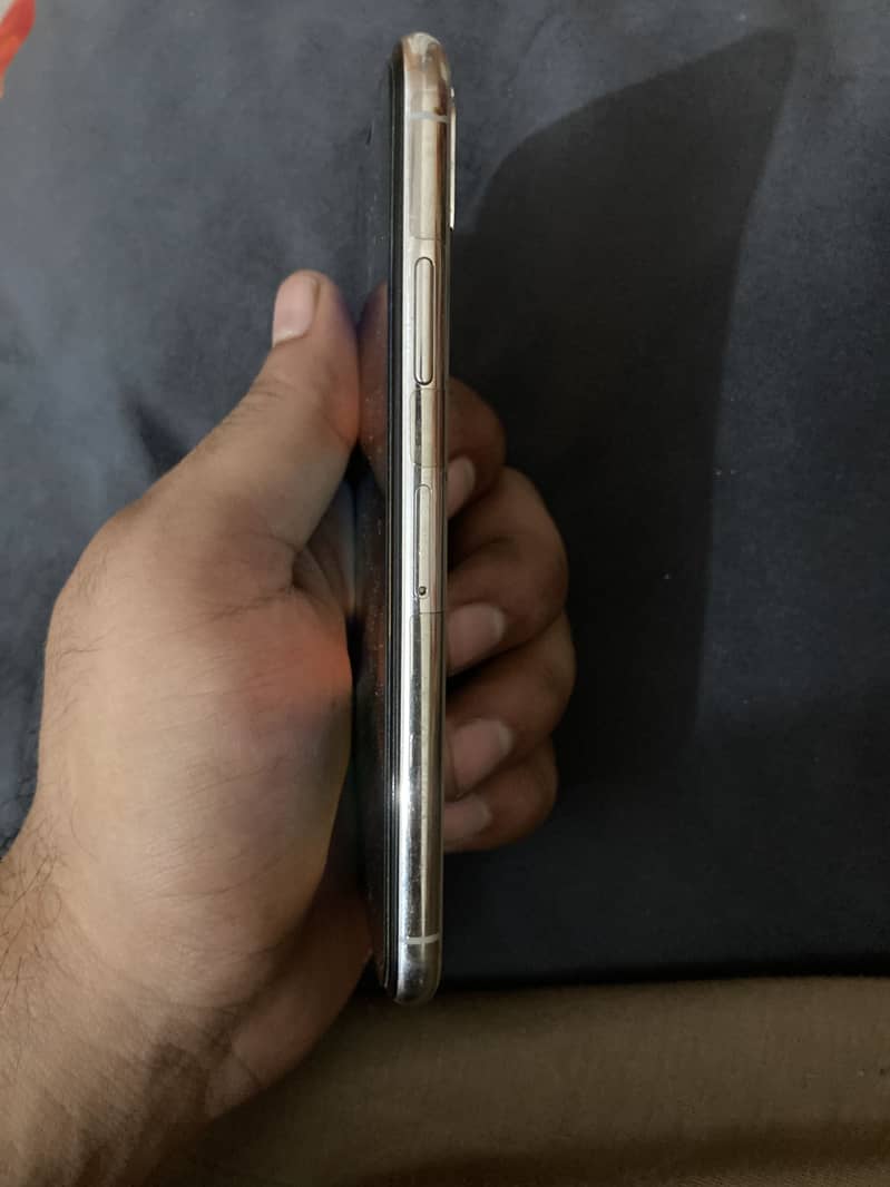 Apple iPhone X 1