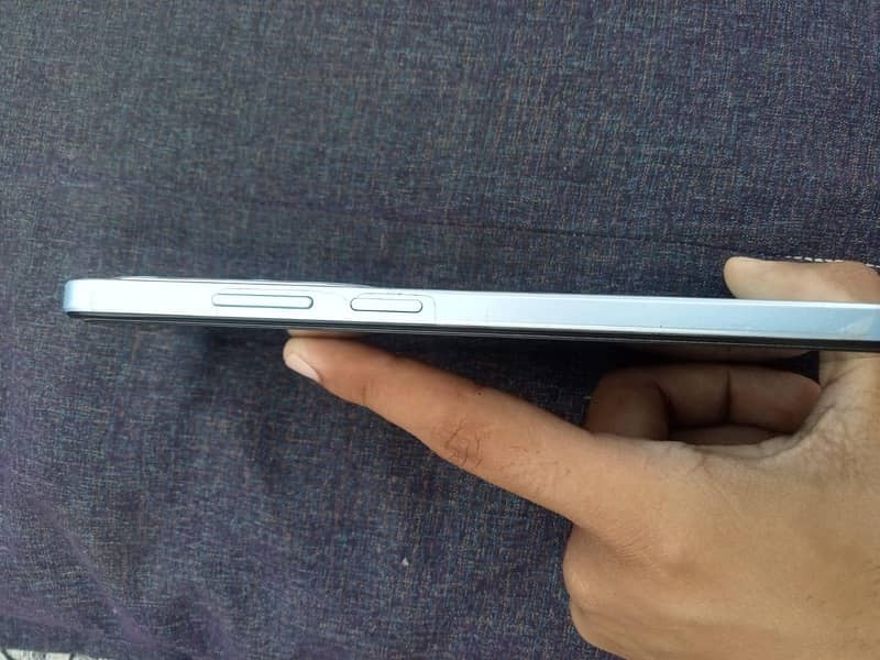 OPPO A60 2