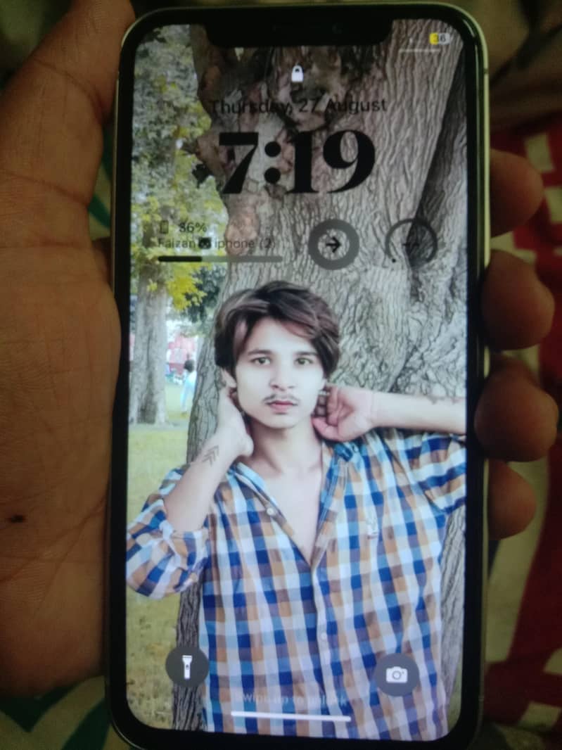 Apple iPhone X 0