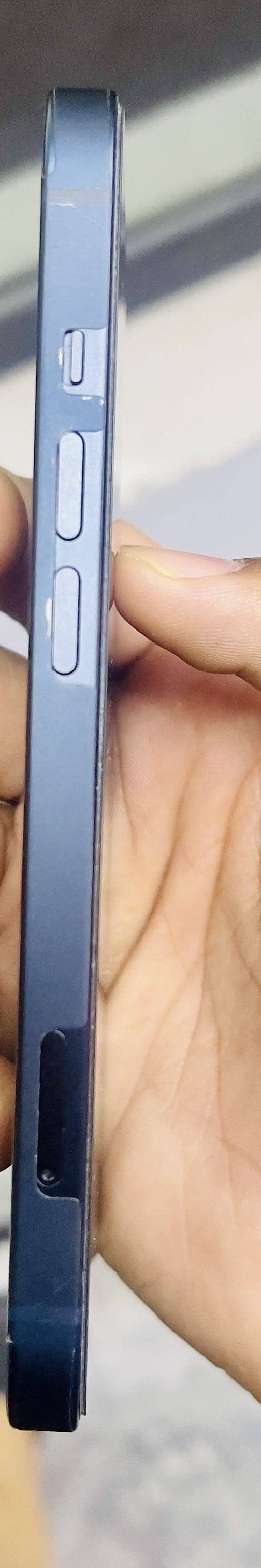 Apple iPhone 13 3