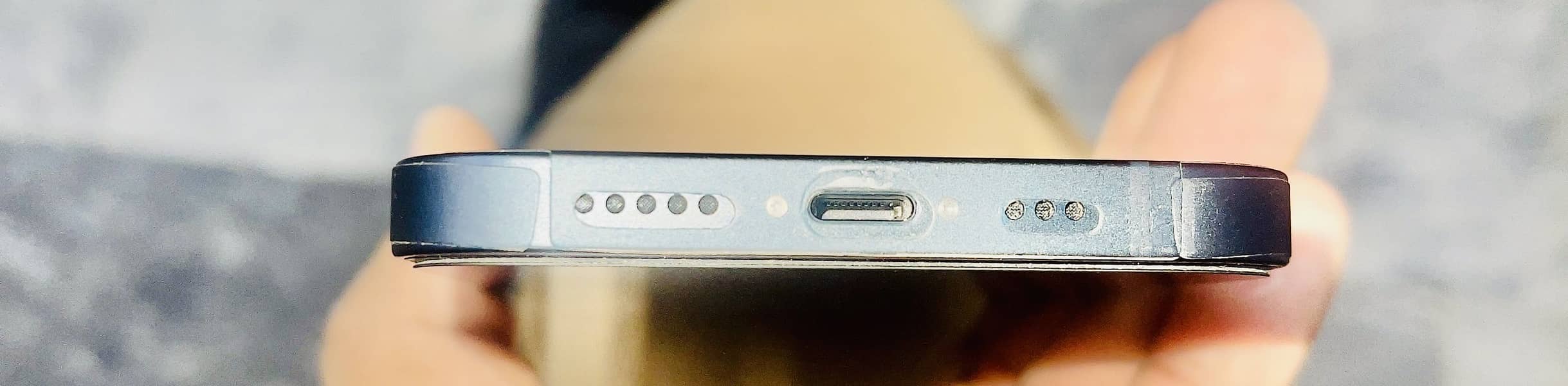 Apple iPhone 13 5