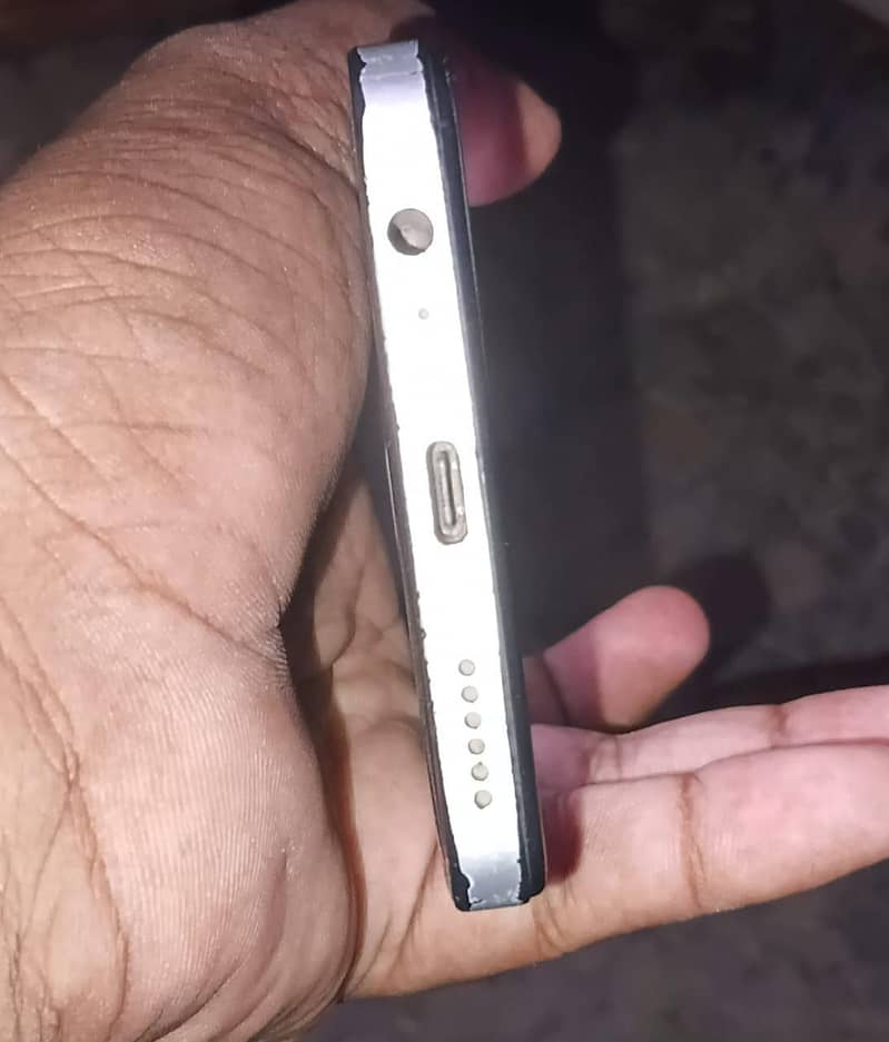 TECNO SPARK 10PRO 4