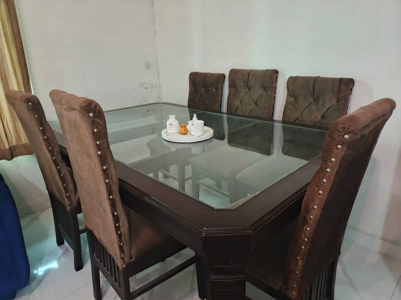 6seater Dining table 2