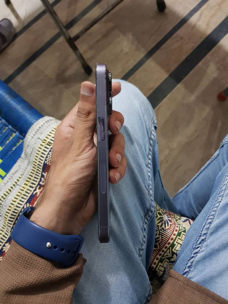 iPhone 2