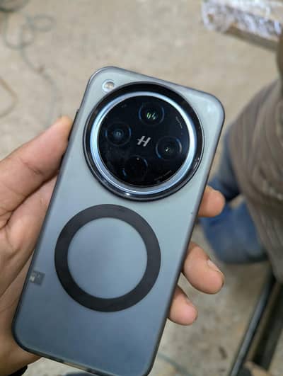 OPPO Find X8
