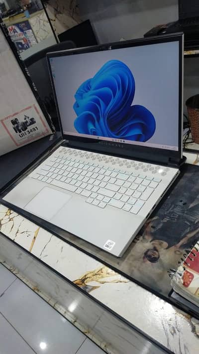 Alienware M17 R2 RTX 3080ti 16gb i9 12900HK DDR5 Ram 64 GB 4tb