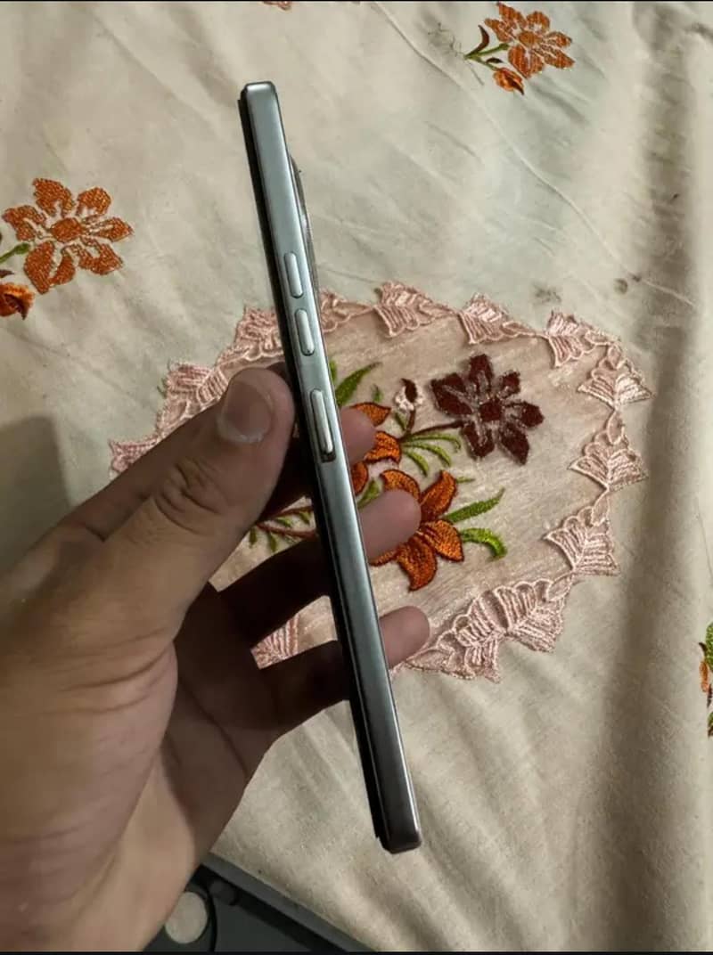 Tecno CAMON 30 2