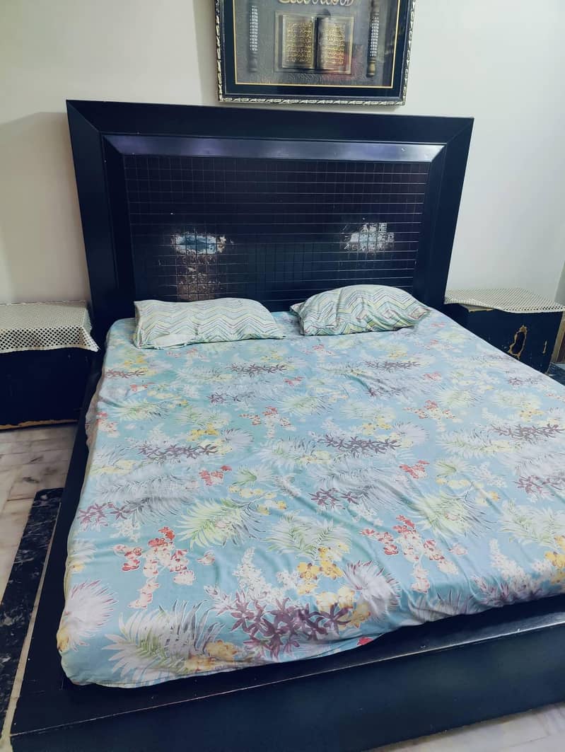 King bed 1
