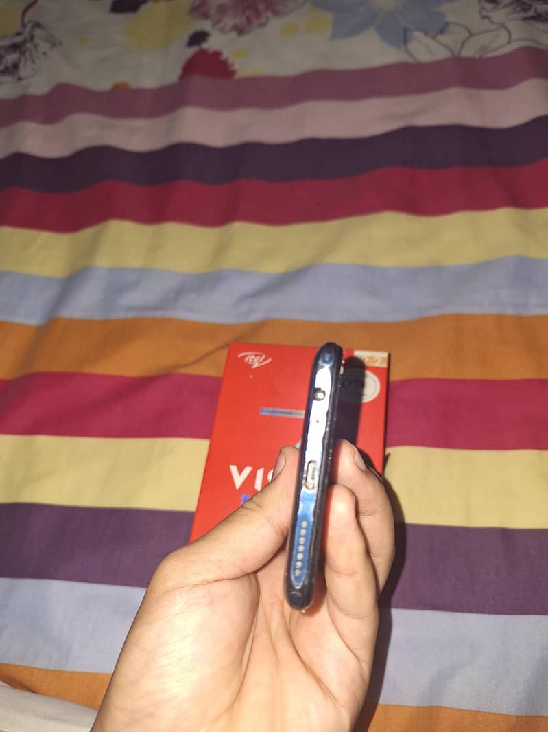 Itel Vision 3 5