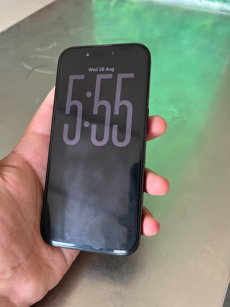 Apple iPhone 15 Pro 6