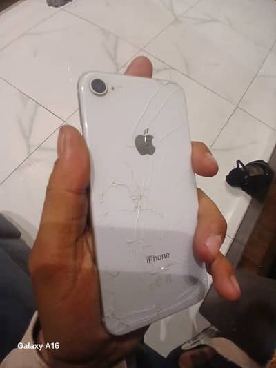 Apple iPhone 8