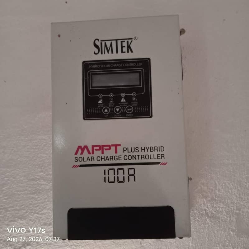 simtak mppt charge controller 100amp 1